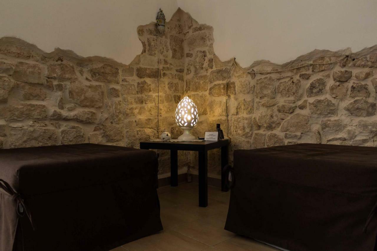 Il Sottano Del Conte Hotell Conversano Eksteriør bilde